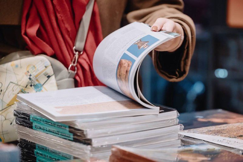 Афиша: Книжная ярмарка фестиваля «Вазари»
