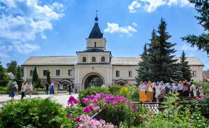 Афиша: В Оптину к Оптинским старцам