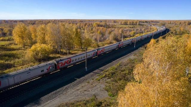 Афиша: Турпоезд «В Карелию»