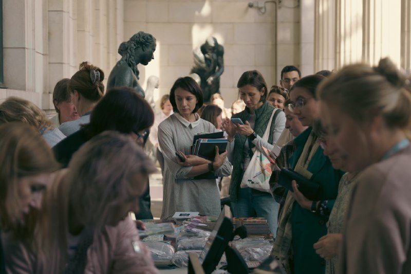 Афиша: Осенняя книжная ярмарка