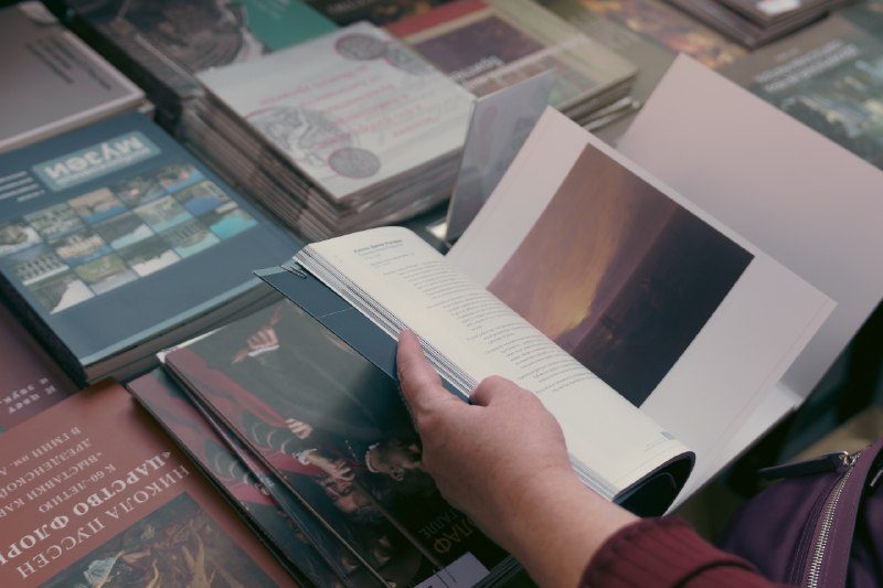 Афиша: Книжная ярмарка в Пушкинском музее